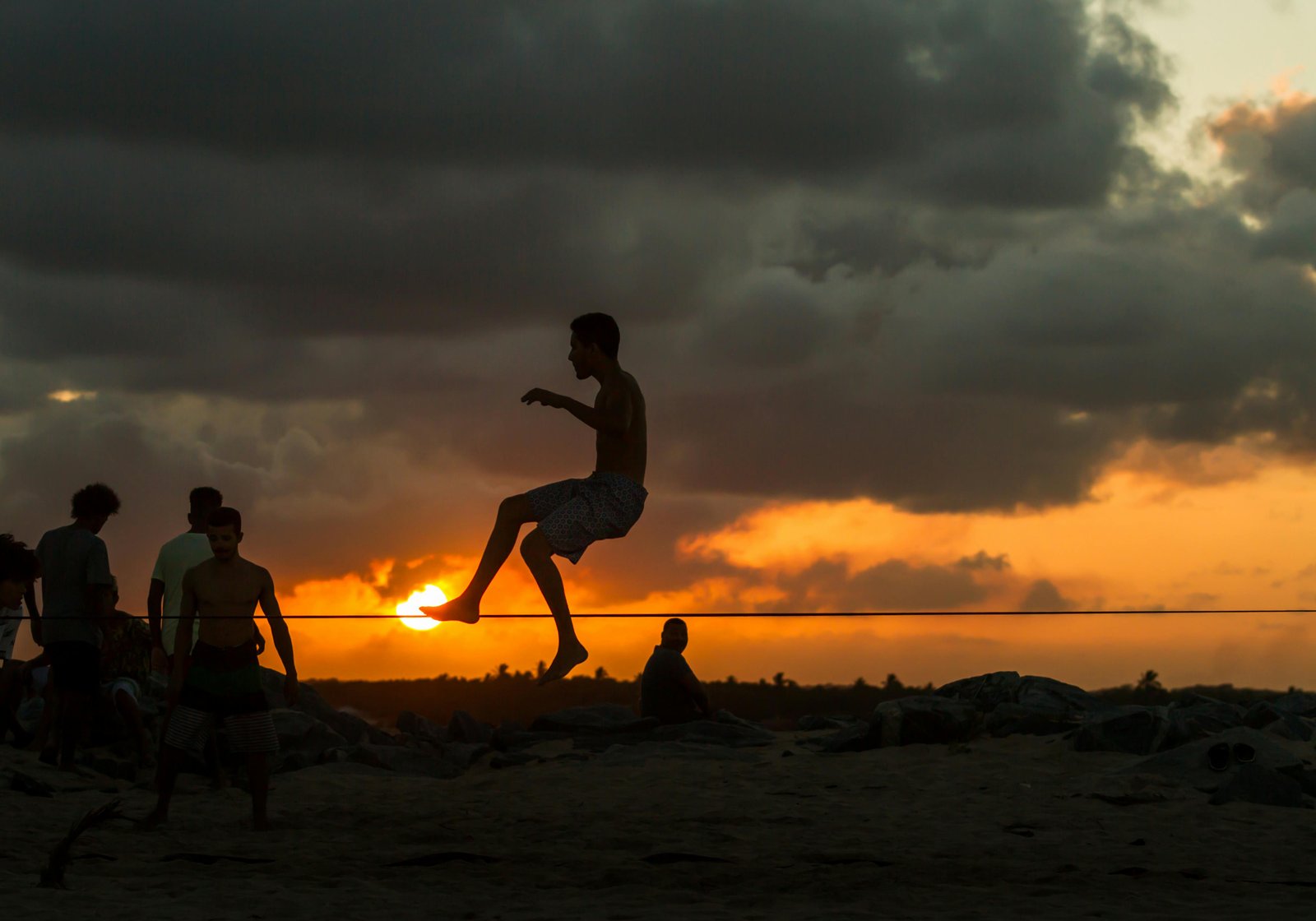 Como Montar Slackline: Guia Completo para Iniciantes e Amantes do Esporte