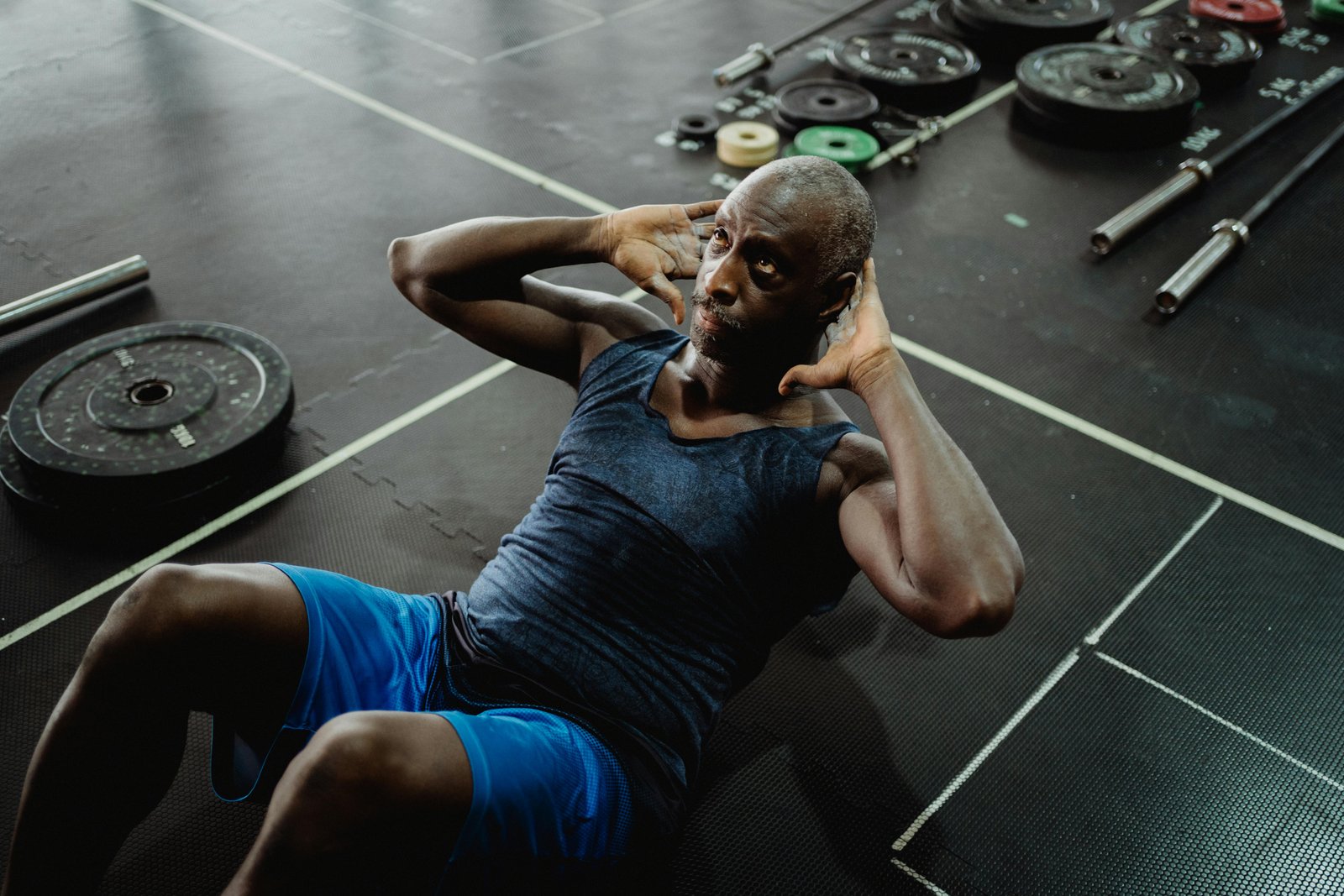 Crossfit para Idosos: Benefícios, Cuidados e Como Iniciar na Melhor Idade