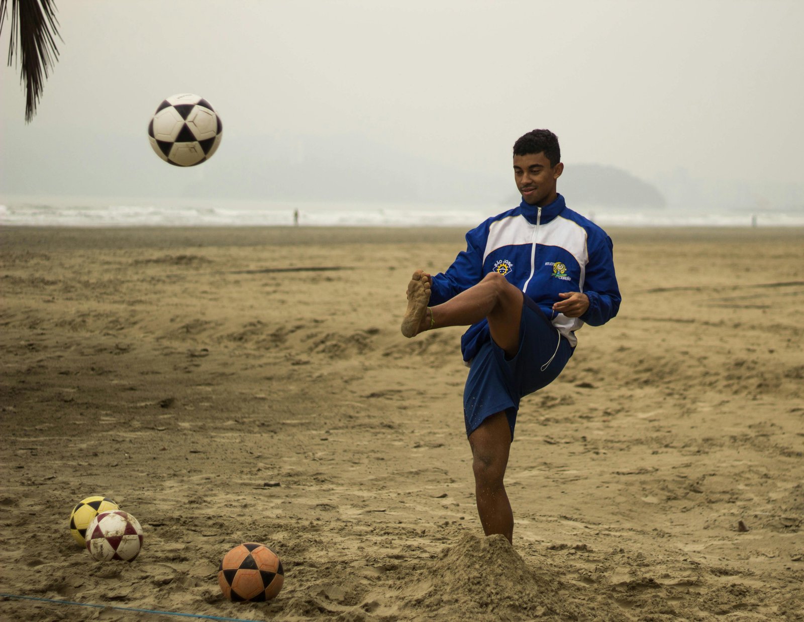 Futebol de Areia: História, Regras e Como Praticar o Esporte
