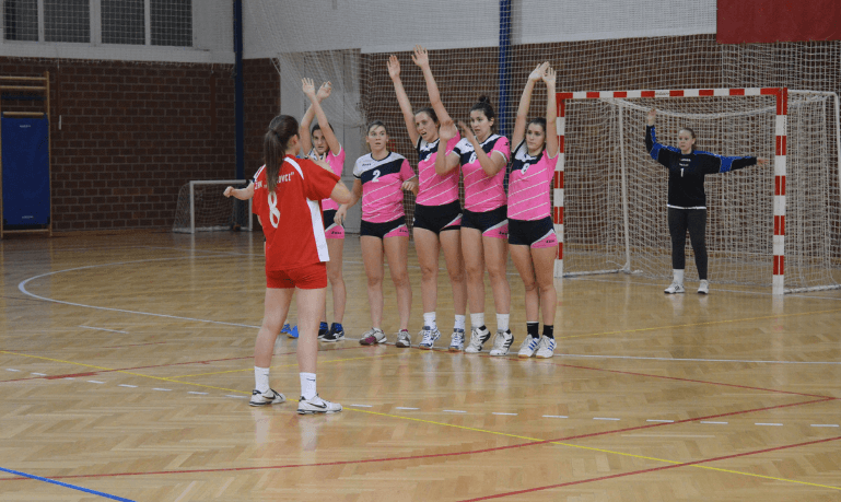 Sistemas de Defesa e Ataque no Handebol