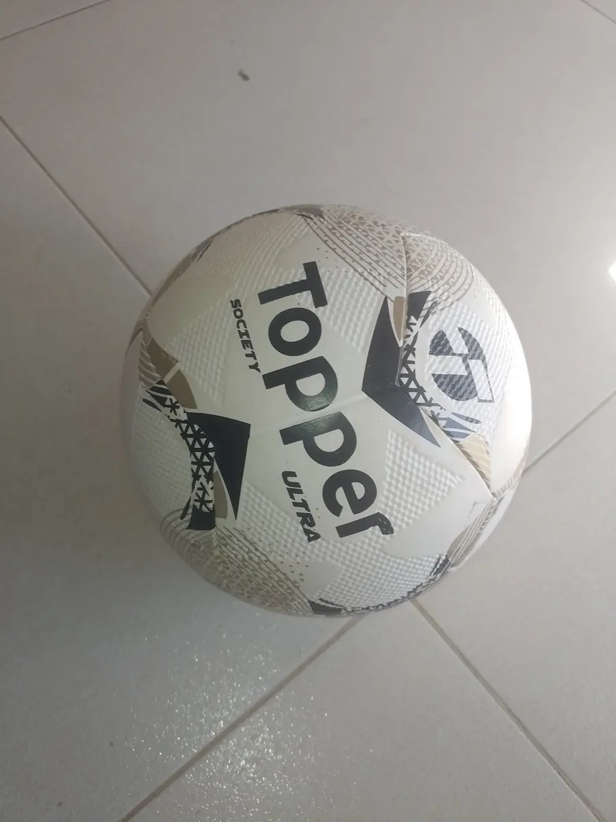 Bola De Futebol Society Topper Ultra