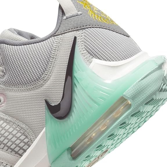 Tênis Nike Lebron Witness - 3